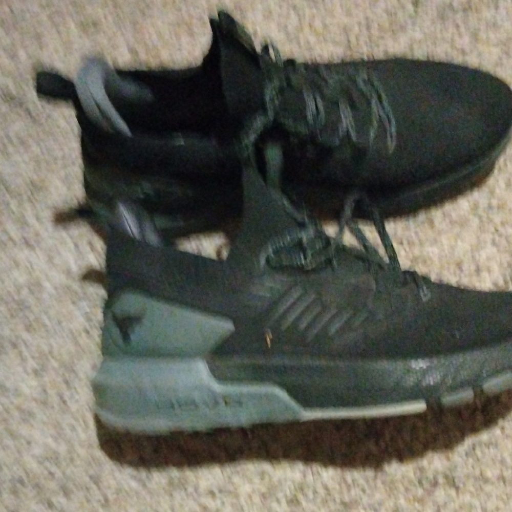 Men's Black and Gray Athletic Shoes